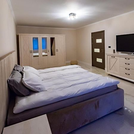 Moky Rezident Apartment Arad Ngoại thất bức ảnh