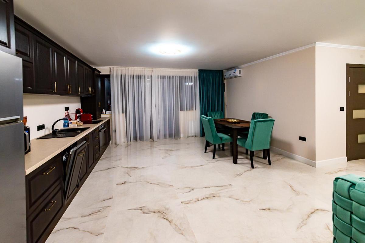 Moky Rezident Apartment Arad Ngoại thất bức ảnh